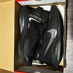 Nike Zoom Pegasus Turbo Shield Black Smoke Grey BQ1896-003 Men Sz 11